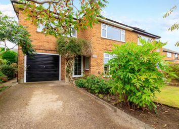 3 Bedrooms Semi-detached house for sale in Nosterfield Road, Ripon HG4