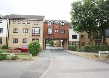 2 Bedrooms Flat to rent in The Ridgeway, London E4