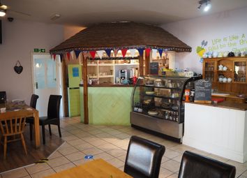 Thumbnail Restaurant/cafe for sale in Cafe &amp; Sandwich Bars HU12, Fitling, East Yorkshire