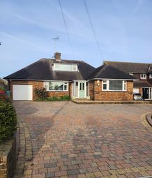 Thumbnail 4 bed detached bungalow to rent in Marshall Road, Rainham