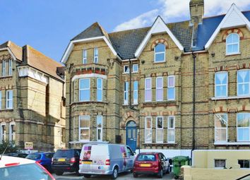 Thumbnail Flat to rent in Manor Road, Folkestone