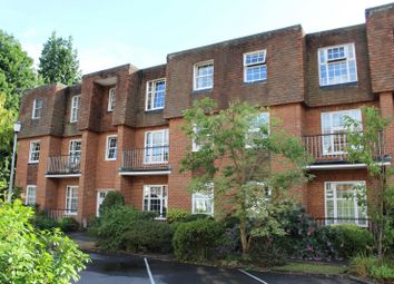 Thumbnail Flat to rent in Northfield Close, Northfield End, Henley-On-Thames, Oxfordshire