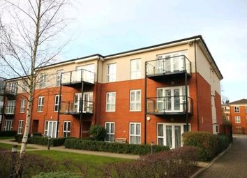 Thumbnail Flat to rent in Kendra Hall Road, South Croydon