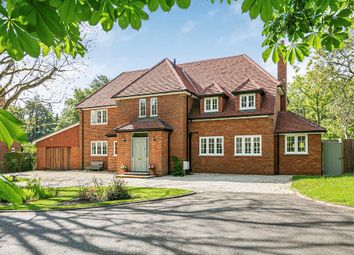 Thumbnail Detached house for sale in Cunliffe Close, Headley