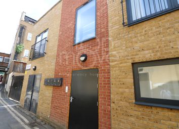 Thumbnail Flat to rent in Fellmongers Yard, Croydon