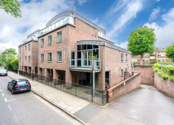 Thumbnail 2 bed flat for sale in London Road, St.Albans