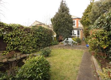 3 Bedrooms Flat to rent in Grovelands Road, Palmers Green N13