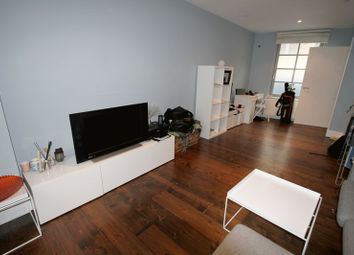 2 Bedrooms Semi-detached house to rent in Sidney Grove, London EC1V