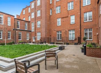 2 Bedrooms Flat to rent in Dixon Butler Mews London, London W9