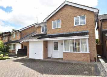 Thumbnail 4 bed detached house for sale in Cypress Close, Evesham, Worcestershire
