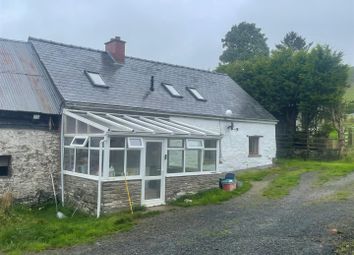 Thumbnail 3 bed detached house to rent in Llandewi Fach, Builth Wells