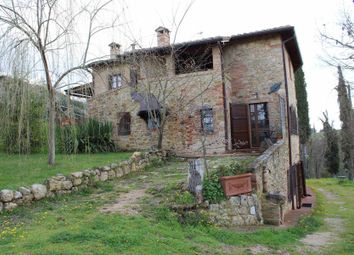 Thumbnail 7 bed farmhouse for sale in Chianciano Terme, Umbria, 052009, Italy