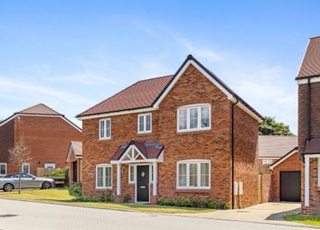 Thumbnail 3 bed detached house for sale in Woodpeckers, Billingshurst
