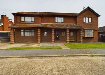 Thumbnail Detached house for sale in Hornsland Road, Canvey Island