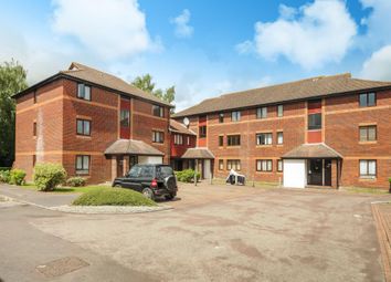 Thumbnail Flat to rent in Didcot, Oxfordshire