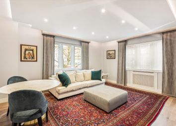 Thumbnail Flat to rent in Kensington High Street, London