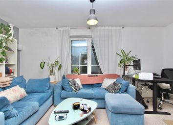 Thumbnail 2 bed flat to rent in Stoke Newington Road, London