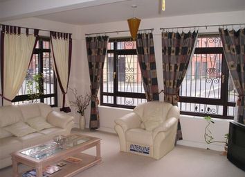 2 Bedrooms Flat to rent in Dickinson Street, Manchester M1