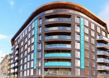 2 Bedrooms Flat for sale in Palace View, Lambeth High Street, Lambeth, London SE1