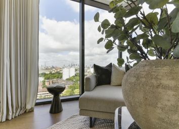 Thumbnail 2 bed flat for sale in Vetro 20.02, Canary Wharf, London