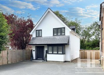 Thumbnail 3 bed detached house for sale in Horsham Road, Crawley