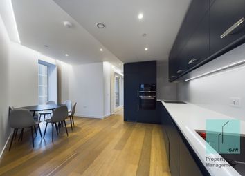 Thumbnail Flat to rent in Phoenix Place, London