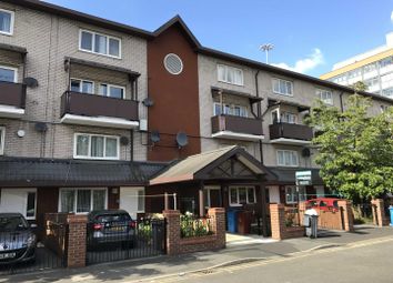 Thumbnail 3 bed flat to rent in Litcham Close, Manchester