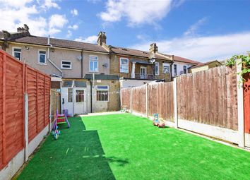 Thumbnail 1 bed flat for sale in Elgin Road, Seven Kings, Ilford