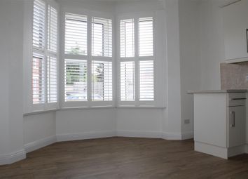 Thumbnail Flat to rent in Arthur Road, Shirley, Southampton