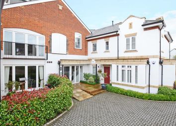 Thumbnail Flat to rent in Stansfield Court, Newark Lane