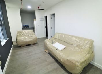 3 Bedrooms Flat to rent in Otway Street, Ground Floor, Preston, Lancashire PR1