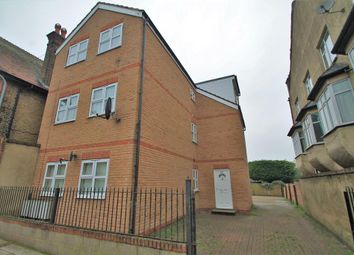 Thumbnail Flat to rent in Kitchener Avenue, Gravesend