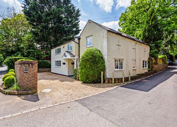 Thumbnail 4 bed detached house for sale in Tidmarsh Road, Pangbourne, Berkshire