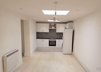 Thumbnail 3 bed flat to rent in High Street, Aveley