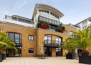 Thumbnail Flat for sale in Sanderling Lodge, Star Place, London