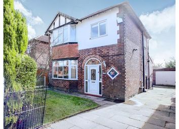3 Bedrooms Detached house for sale in Dial Park Road, Offerton, Stockport, Cheshire SK2