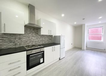 Thumbnail Flat to rent in 13-15 London Road, Southend On Sea
