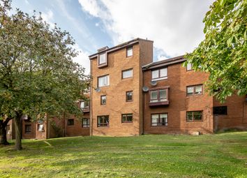Thumbnail 2 bed flat for sale in Canon Lynch Court, Dunfermline