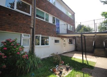 Thumbnail Maisonette to rent in Harvey Road, Guildford