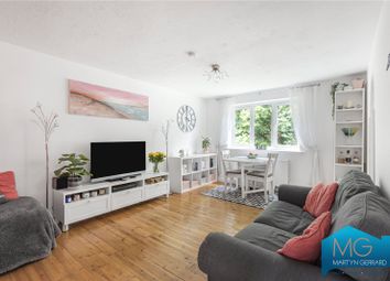 Thumbnail 2 bedroom flat for sale in Greenway Close, Friern Barnet, London