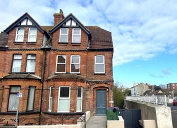 Thumbnail Flat to rent in East Cliff Gardens, Folkestone