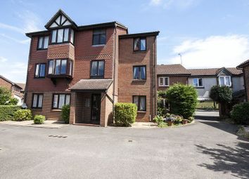 Thumbnail Flat for sale in Shaw Drive, Walton-On-Thames