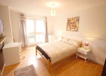 Thumbnail Flat to rent in 32 Brabner House, Wellington Row, London