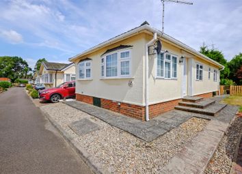 Thumbnail 2 bed mobile/park home for sale in Stone Street, Petham, Canterbury