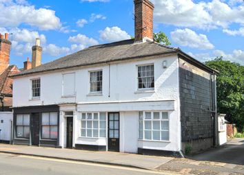 Thumbnail 1 bed flat to rent in West Street, Farnham, Surrey