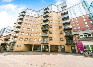 Thumbnail 2 bed flat for sale in Merchants Place, Reading