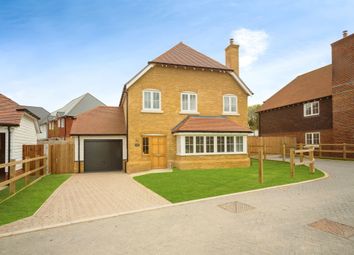 Thumbnail 4 bedroom detached house for sale in Roundwell Park, Bearsted, Maidstone