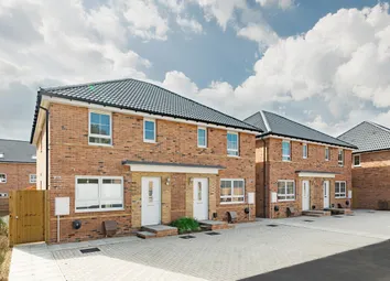 External Street Scene Of The Ellertons At Pebble Walk