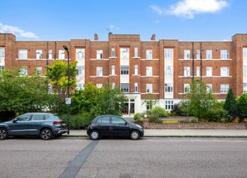 Thumbnail Studio to rent in Belsize Grove, London