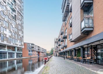 Canal Wharf 32400002